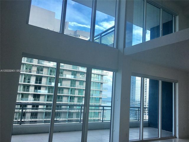 60 SW 13th St 4612, Miami, FL 33130