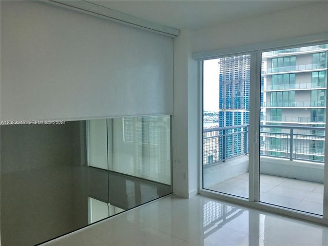60 SW 13th St 4612, Miami, FL 33130