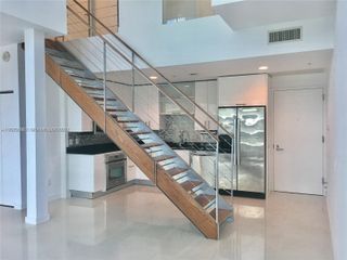 60 SW 13th St 4612, Miami, FL 33130