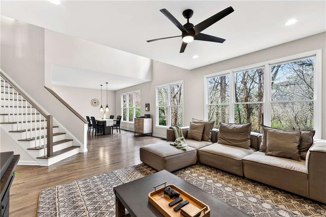 1926 Regency Cove Court, Atlanta, GA 30341