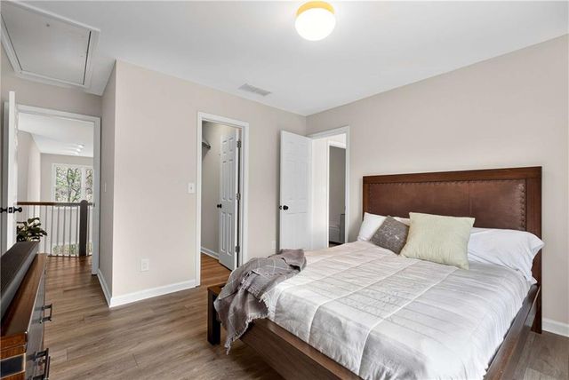 1926 Regency Cove Court, Atlanta, GA 30341