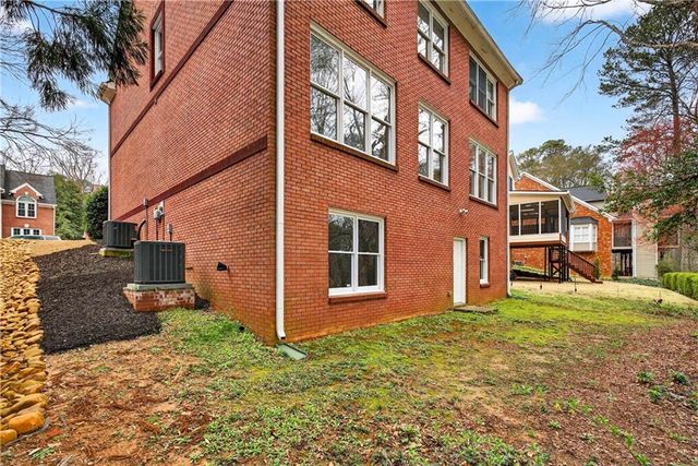 1926 Regency Cove Court, Atlanta, GA 30341