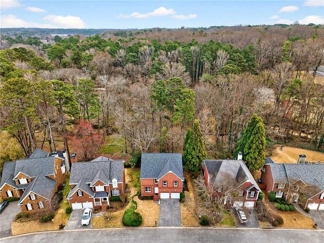 1926 Regency Cove Court, Atlanta, GA 30341