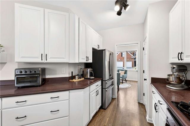 1926 Regency Cove Court, Atlanta, GA 30341