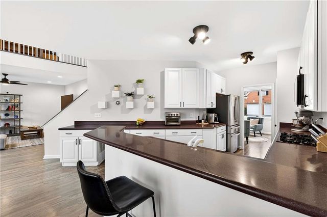 1926 Regency Cove Court, Atlanta, GA 30341