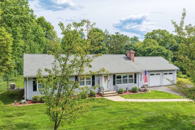 296 Pease Rd, East Longmeadow, MA 01028