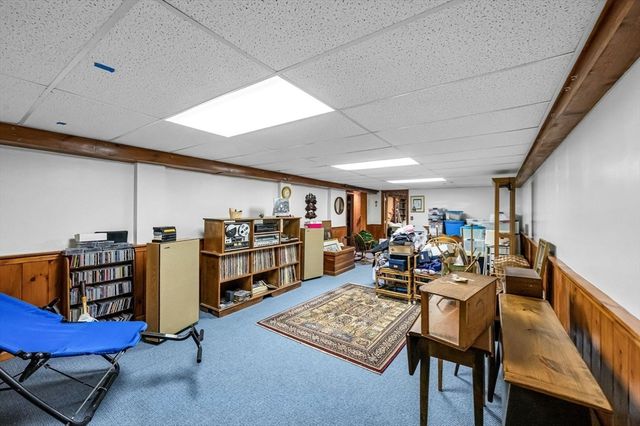 296 Pease Rd, East Longmeadow, MA 01028