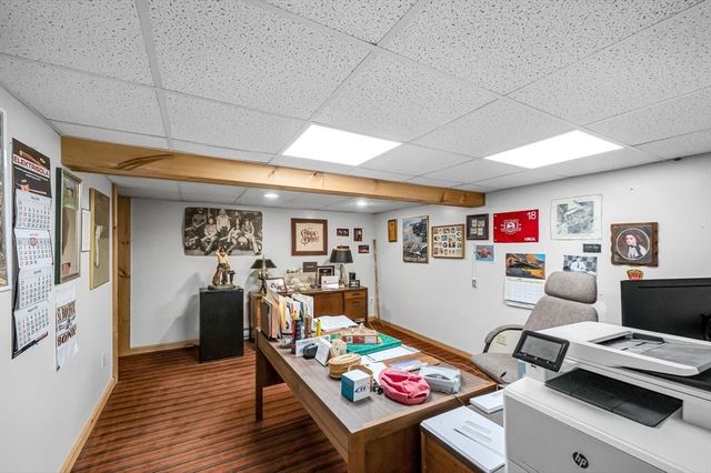 296 Pease Rd, East Longmeadow, MA 01028