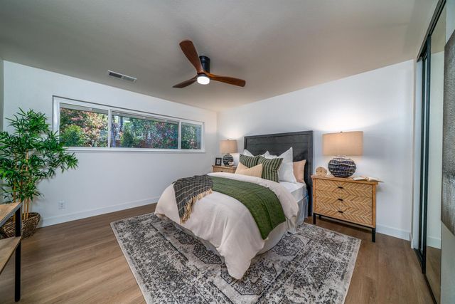 952 King Henry Way, El Dorado Hills, CA 95762