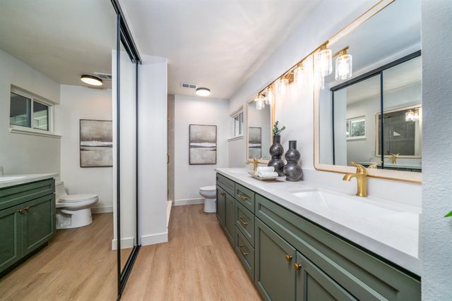 952 King Henry Way, El Dorado Hills, CA 95762