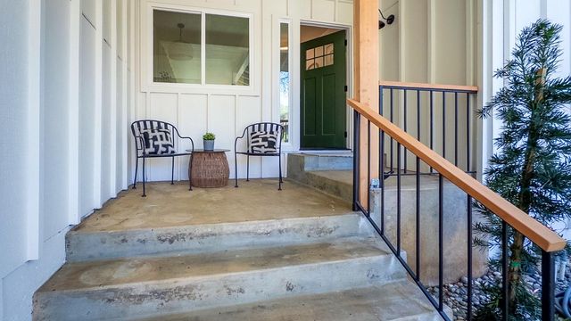 952 King Henry Way, El Dorado Hills, CA 95762