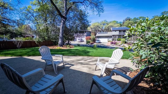 952 King Henry Way, El Dorado Hills, CA 95762