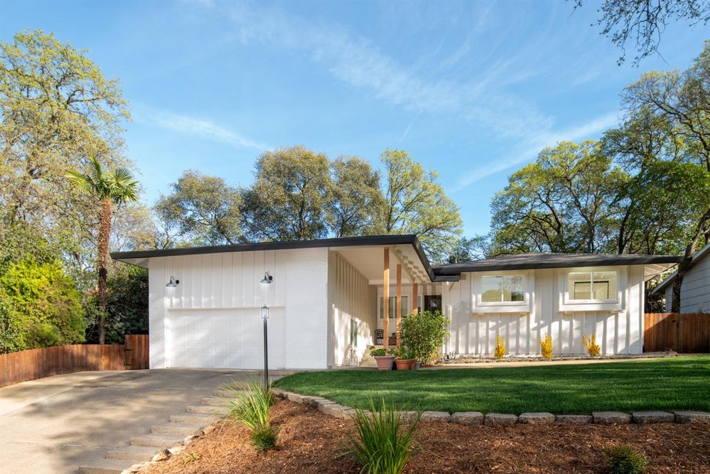 952 King Henry Way, El Dorado Hills, CA 95762