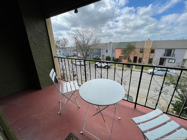 8112 Scottshill, San Antonio, TX 78209