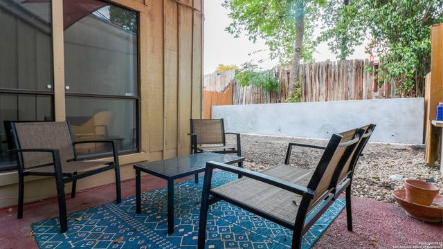 8112 Scottshill, San Antonio, TX 78209
