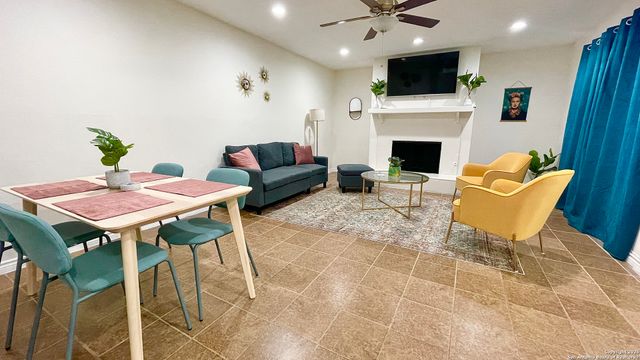 8112 Scottshill, San Antonio, TX 78209