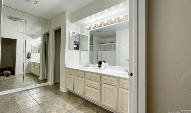 8112 Scottshill, San Antonio, TX 78209