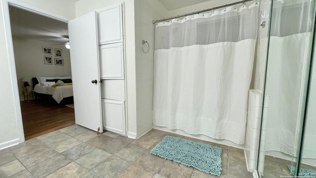8112 Scottshill, San Antonio, TX 78209