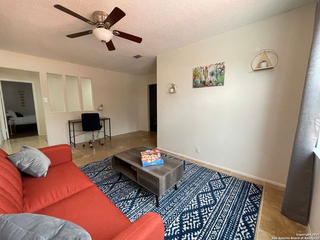 8112 Scottshill, San Antonio, TX 78209