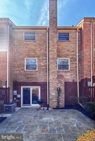 9612 LINDENBROOK ST, Fairfax, VA 22031