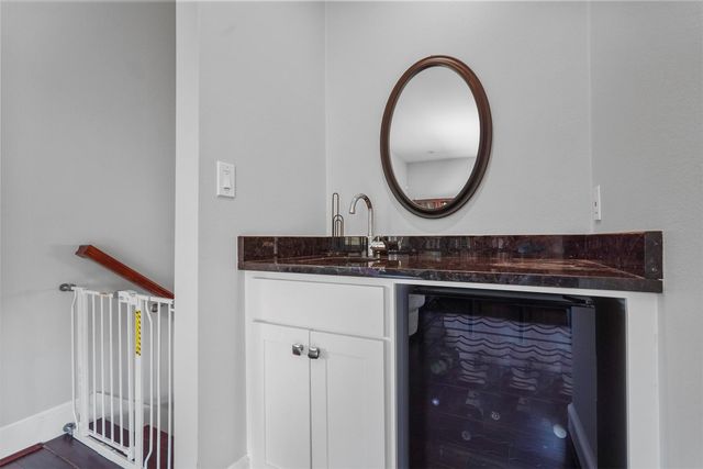 4319 Cabell Drive, Dallas, TX 75204