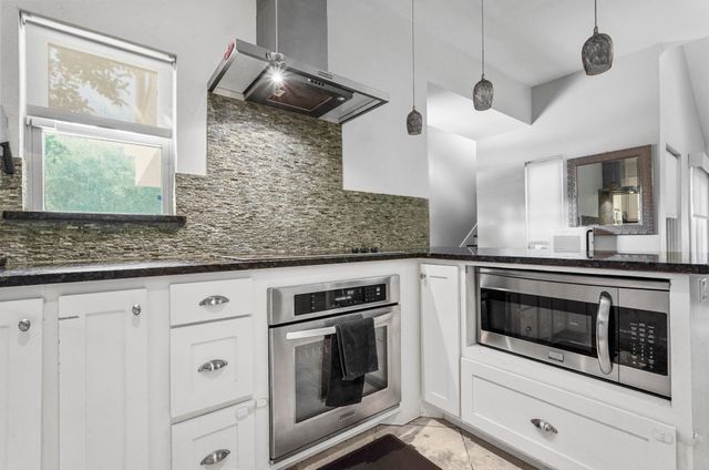 4319 Cabell Drive, Dallas, TX 75204