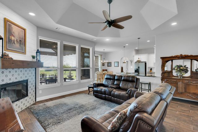 120 Evening Fire Drive, Waxahachie, TX 75167