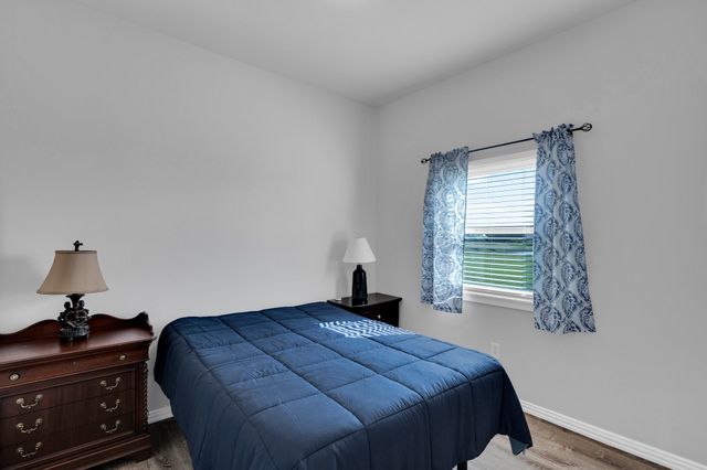 120 Evening Fire Drive, Waxahachie, TX 75167