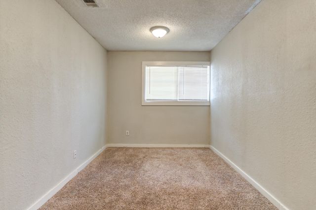 2106 26th Street, Lubbock, TX 79411