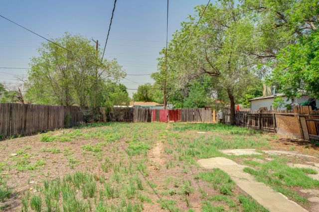 2106 26th Street, Lubbock, TX 79411