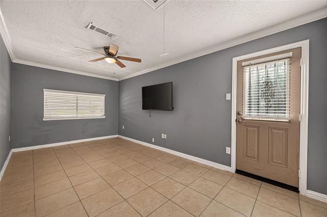 7502 Nightingale Circle, Texas City, TX 77591
