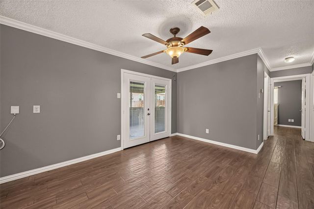 7502 Nightingale Circle, Texas City, TX 77591