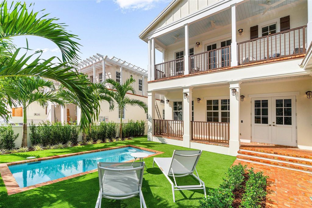 136 SE 1 Avenue, Delray Beach, FL 33444