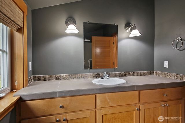 1021 High View Street, Langley, WA 98260