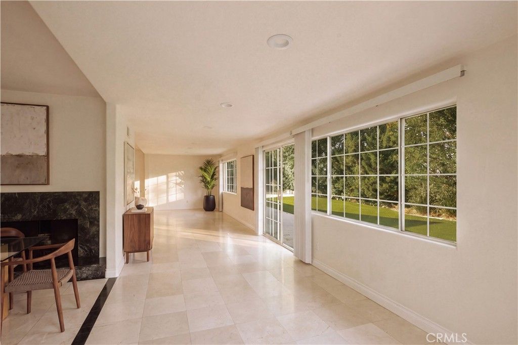 18841 Pasadero Drive, Tarzana, CA 91356 — photo 4