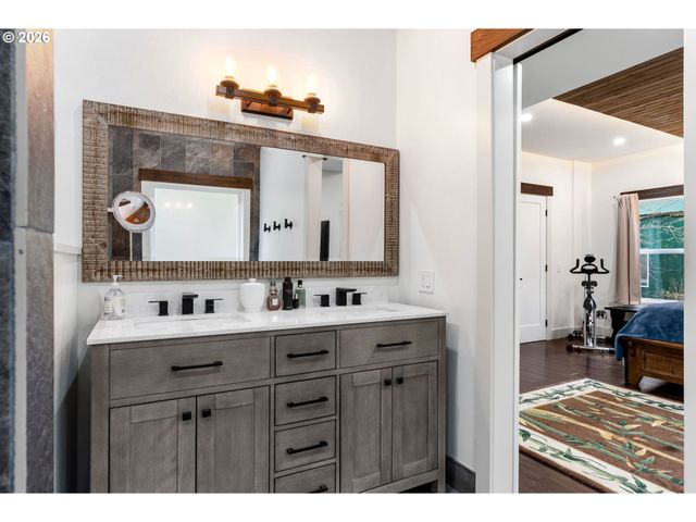 1010 Nw STILL COVE Ln, Stevenson, WA 98648