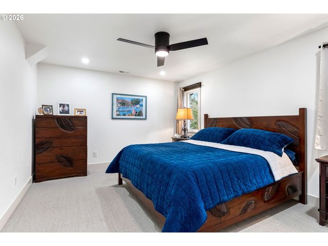 1010 Nw STILL COVE Ln, Stevenson, WA 98648