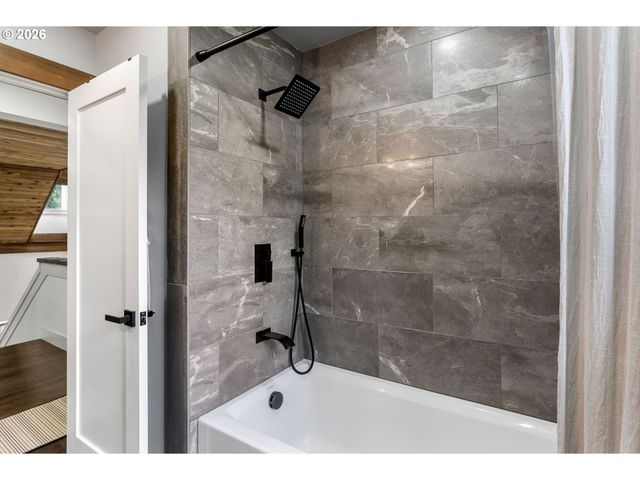 1010 Nw STILL COVE Ln, Stevenson, WA 98648