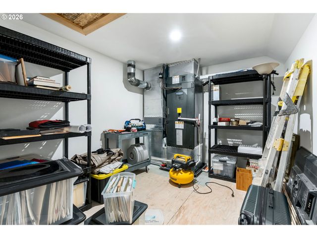 1010 Nw STILL COVE Ln, Stevenson, WA 98648