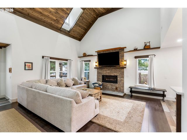 1010 Nw STILL COVE Ln, Stevenson, WA 98648