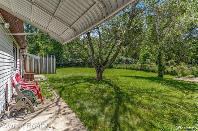 31529 Alpena Court, Westland, MI 48186