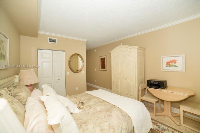 17100 N Bay Road 1107, Sunny Isles Beach, FL 33160