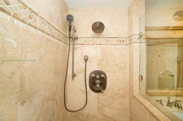17100 N Bay Road 1107, Sunny Isles Beach, FL 33160