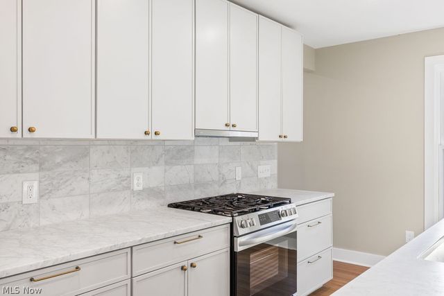 7427 Herman Avenue, Cleveland, OH 44102