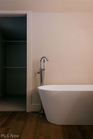 7427 Herman Avenue, Cleveland, OH 44102