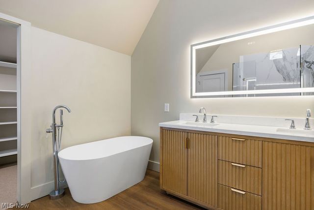 7427 Herman Avenue, Cleveland, OH 44102