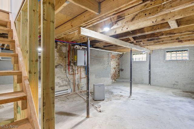 7427 Herman Avenue, Cleveland, OH 44102