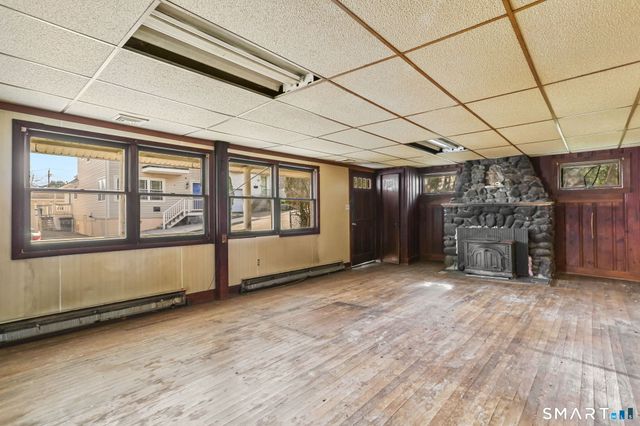 39 Soundview Avenue, Milford, CT 06460