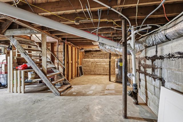 109 Bass Dr, Columbia, TN 38401