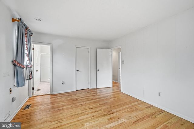 2 WINDING WAY, Berlin, NJ 08009